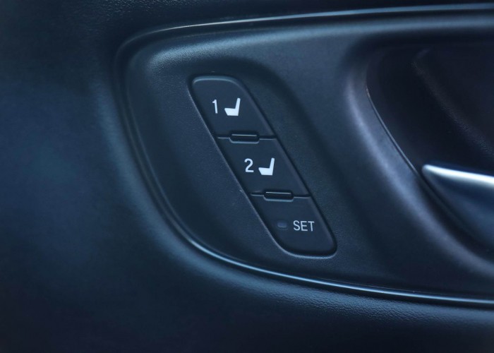 Used 1
                    HONDA
                     for Sale Image