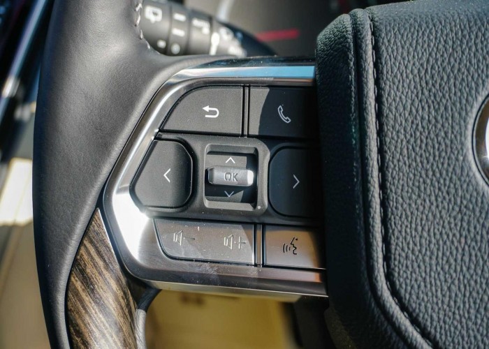 Used 1
                    TOYOTA
                     for Sale Image