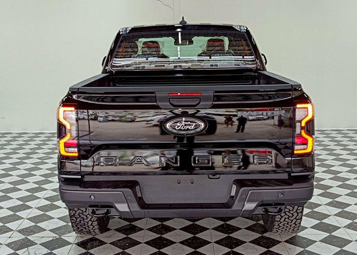 Used 9
                    FORD
                     for Sale Image