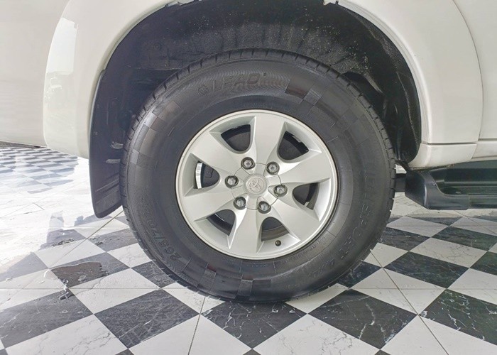 Used 5
                    TOYOTA
                     for Sale Image