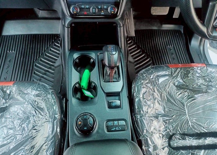 Used 10
                    FORD
                     for Sale Image