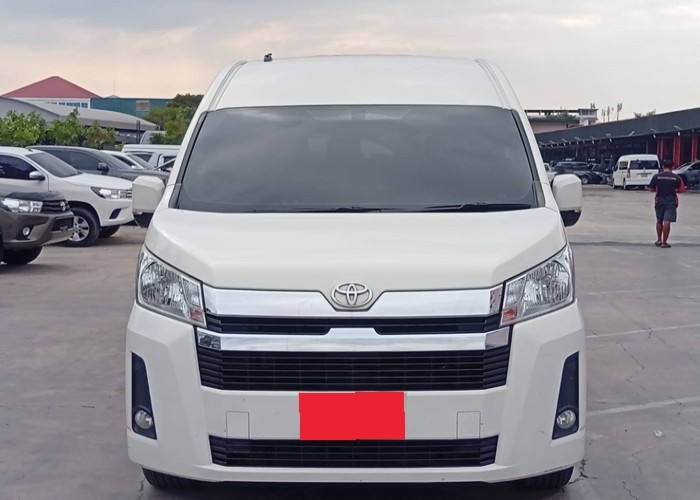 Used 12
                    TOYOTA
                     for Sale Image