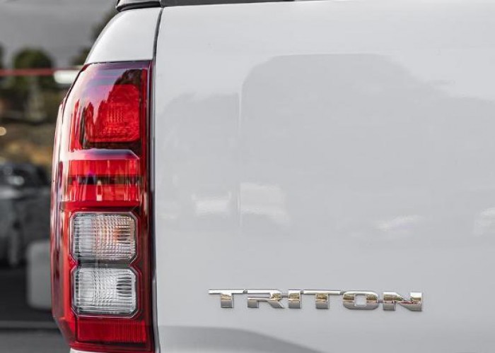 Used 1
                    MITSUBISHI
                     for Sale Image