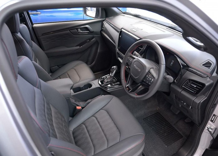 Used 1
                    ISUZU
                     for Sale Image