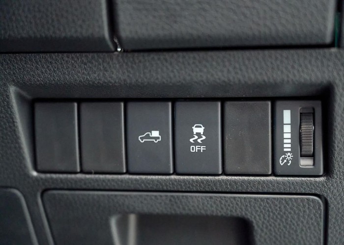 Used 1
                    ISUZU
                     for Sale Image