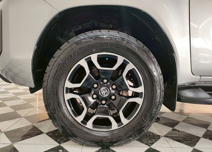 Used 9
                    TOYOTA
                     for Sale Image