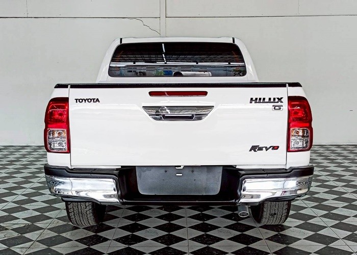 Used 8
                    TOYOTA
                     for Sale Image